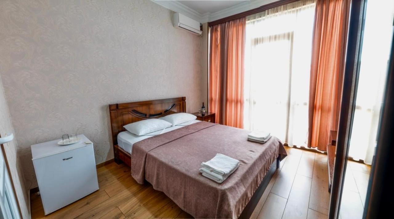 Hotel Palermo Kobuleti Εξωτερικό φωτογραφία